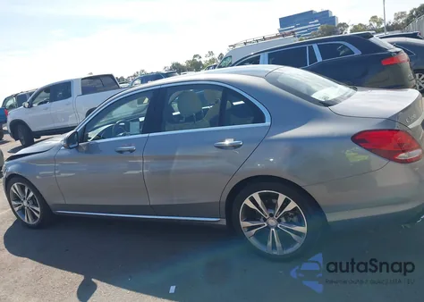 2016 Mercedes-Benz C 300 from USA, damaged, VIN 55SWF4JB3GU152946